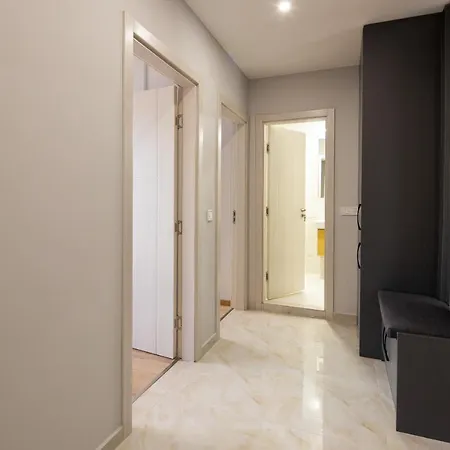 Aparthotel Emilia Romana Park