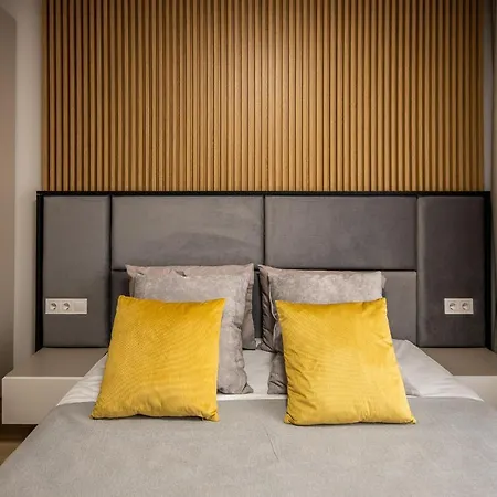 Emilia Romana Park 4*