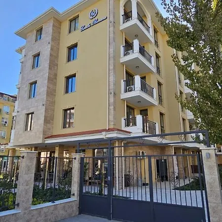 Emilia Romana Park Aparthotel Sluneční pobřeží