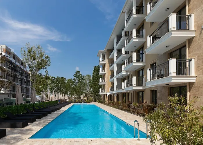 Lägenhetshotell Emilia Romana Park 4*