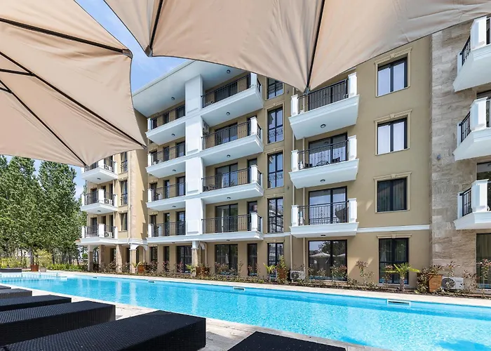 Lägenhetshotell Emilia Romana Park Slăntjev Brjag