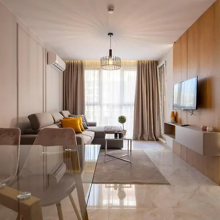 Emilia Romana Park Apart Otel 4*