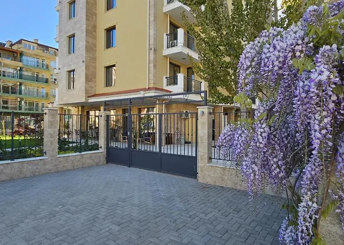 Emilia Romana Park Lejlighedshotel Sunny Beach