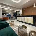 Hotel apartamentowy Emilia Romana Park 3*