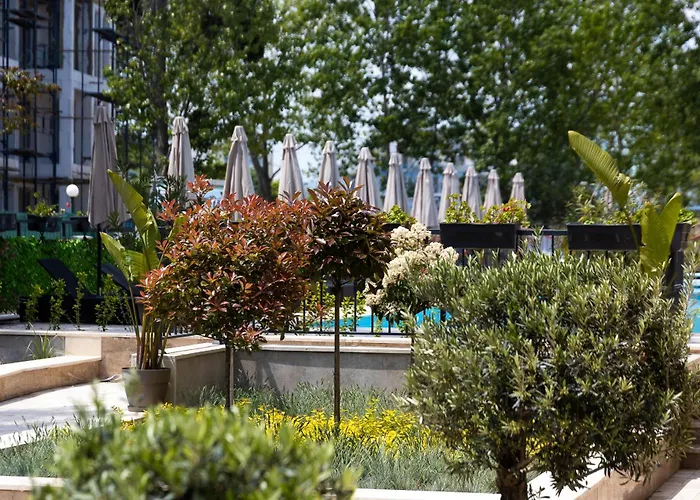 Апартхотел Emilia Romana Park Слънчев бряг